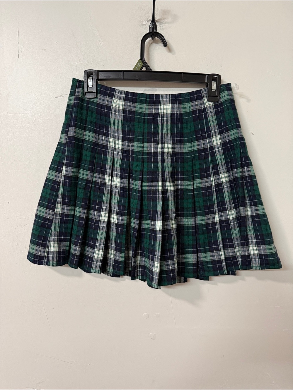 Brandy Melville Green & Navy Plaid Pleated Mini Skirt